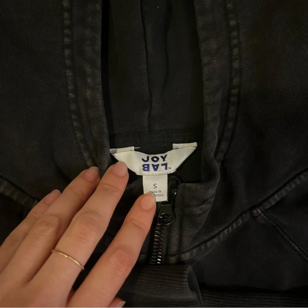 JoyLab Charcoal Zip-Up Hoodie - Picture 3 of 4